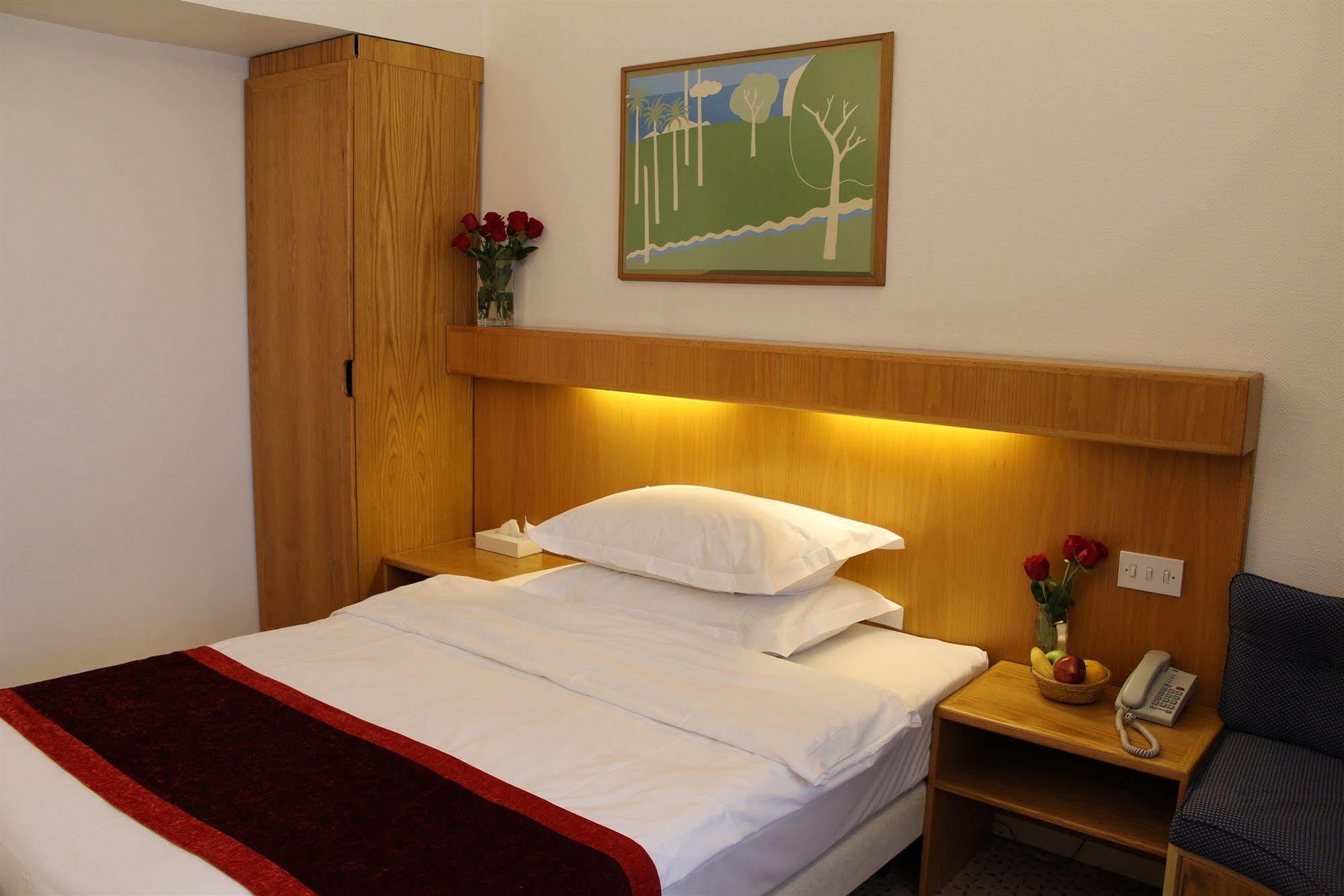 Oasis Hotel Koeweit Buitenkant foto